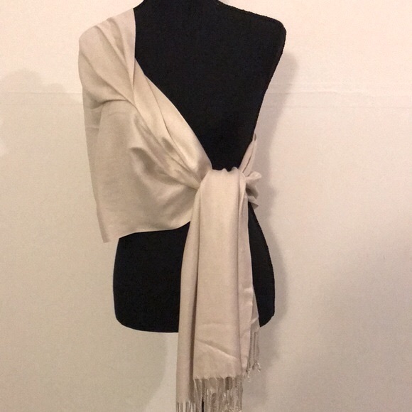 BCBGMAXAZRIA | Sand/Cream Pashmina | Wrap | Shrug - Picture 4 of 9